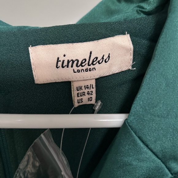 Polly Midi A- Line Long Chiffon Sleeves Green Dress - Picture 5 of 5